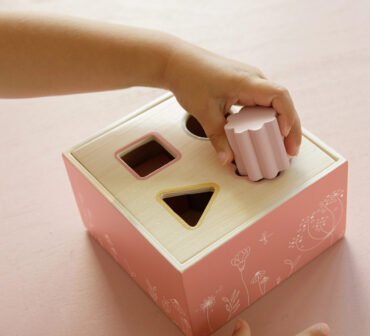 Ξύλινο Παιχνίδι Ταξινόμησης Σχημάτων - Flower Little Dutch