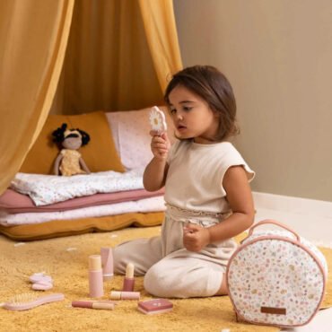 Βαλιτσάκι Ομορφιάς Με Ξύλινα Καλλυντικά - Little Dutch