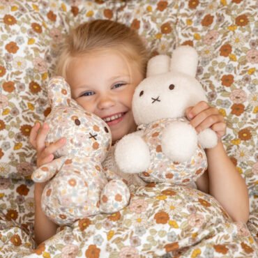 Υφασμάτινο Κουκλάκι Miffy Vintage Little Flowers 25cm Little Dutch