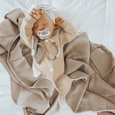 Μουσελίνα - Harbor Mrs. Ertha