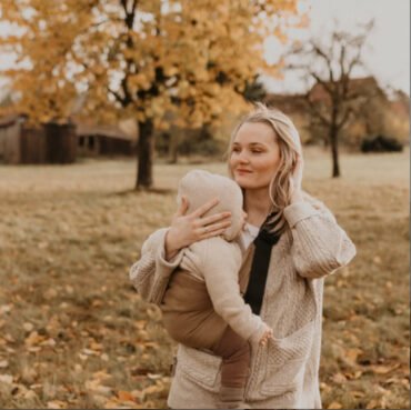 WILDRIDE. Μάρσιπος αγκαλιάς για νήπια Camel Linen