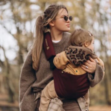 Μάρσιπος αγκαλιάς για νήπια Merlot WILDRIDE