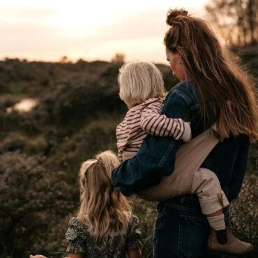 Μάρσιπος αγκαλιάς για νήπια Beige WILDRIDE