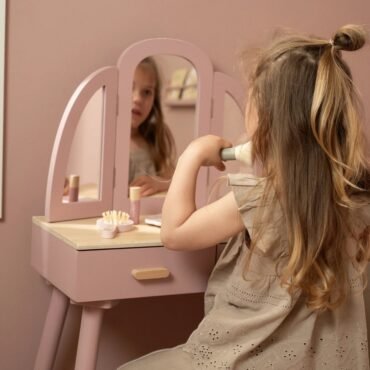 Boudoir με ξύλινα αξεσουάρ μεγάλο FSC Little Dutch