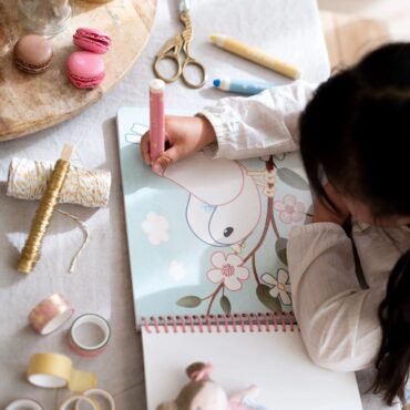 Μπλοκ ζωγραφικής με ξυλομπογιές Rosa Little Dutch