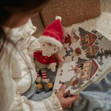 Χριστουγεννιάτικο σετ δώρου βιβλίο & κουκλάκι Jim Little Dutch