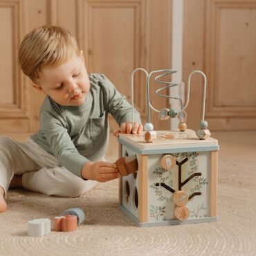 Ξύλινος κύβος δραστηριοτήτων με προγραφή Forest Friends FSC Little Dutch