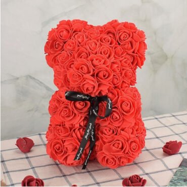 Αρκουδάκι Με Κόκκινα Τριαντάφυλλα 25cm Σε Συσκευασία Δώρου