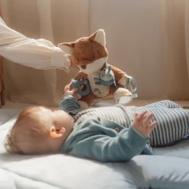 Υφασμάτινη αλεπουδίτσα δραστηριοτήτων Forest Friends GRS Little Dutch