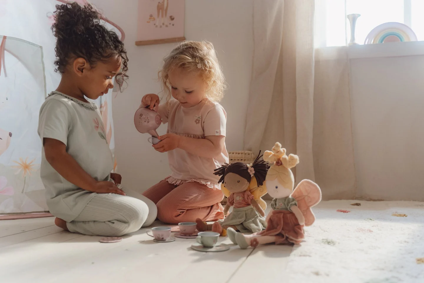 little dutch κούκλες