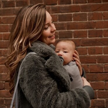 Cross & Go Baby Carrier Grey – Εργονομικός Μάρσιπος Νεογέννητου